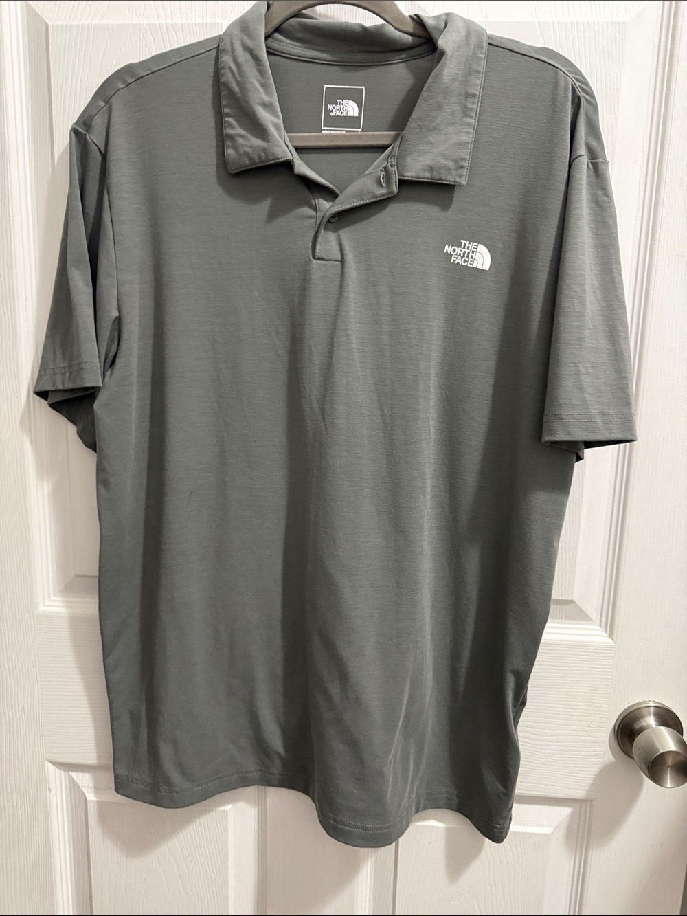 The North Face Men's Gray Short-Sleeve Polo